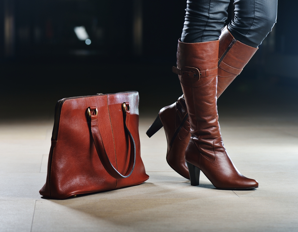Fashionable-shoe-and-bags-leather-products